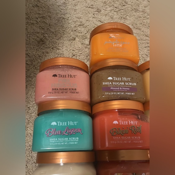 Treehut scrubs ! I HAVE MORE JUST ASK! - Picture 2 of 3